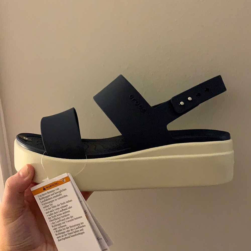 Croc Wedges